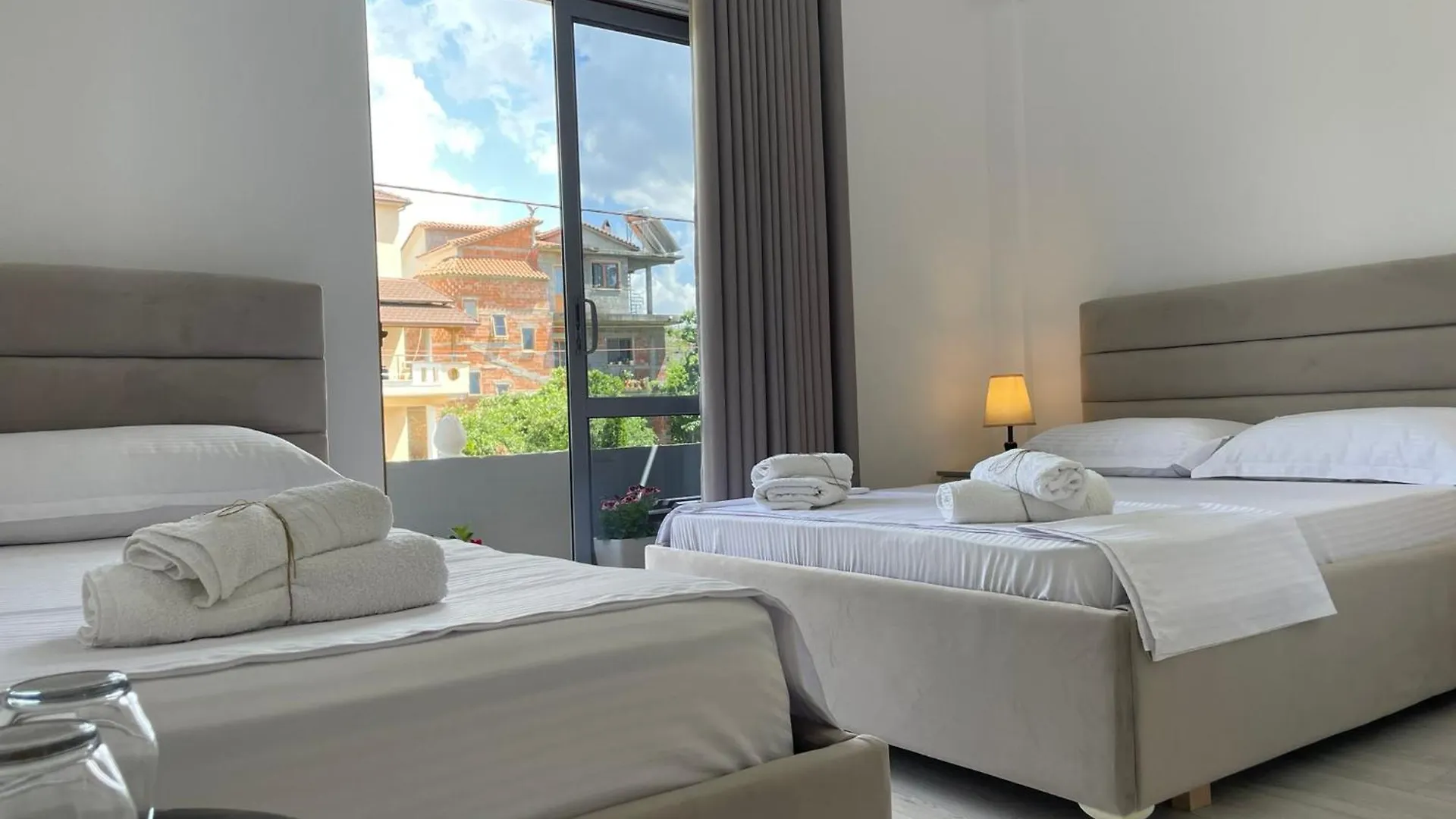 Villa Mucolli Μπεράτ Πανσιόν