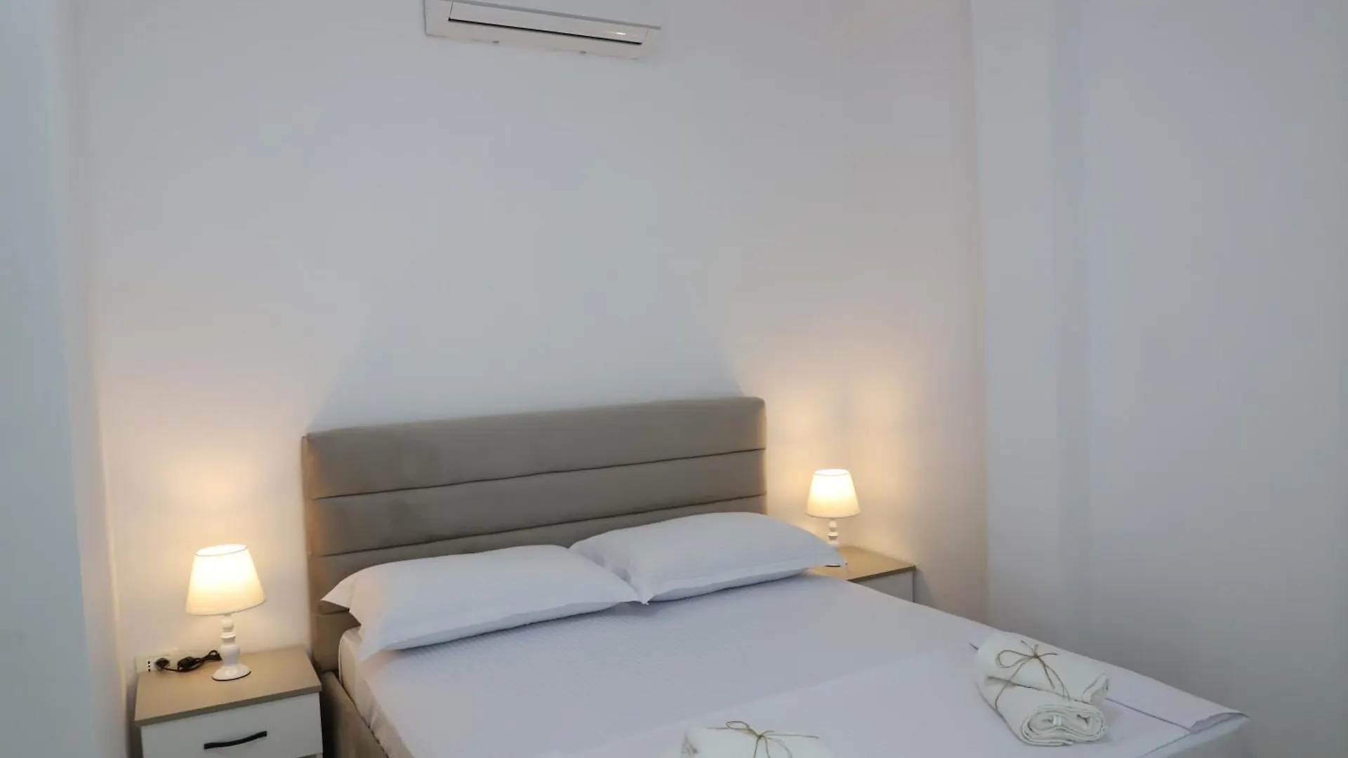 Villa Mucolli Berat Guest house