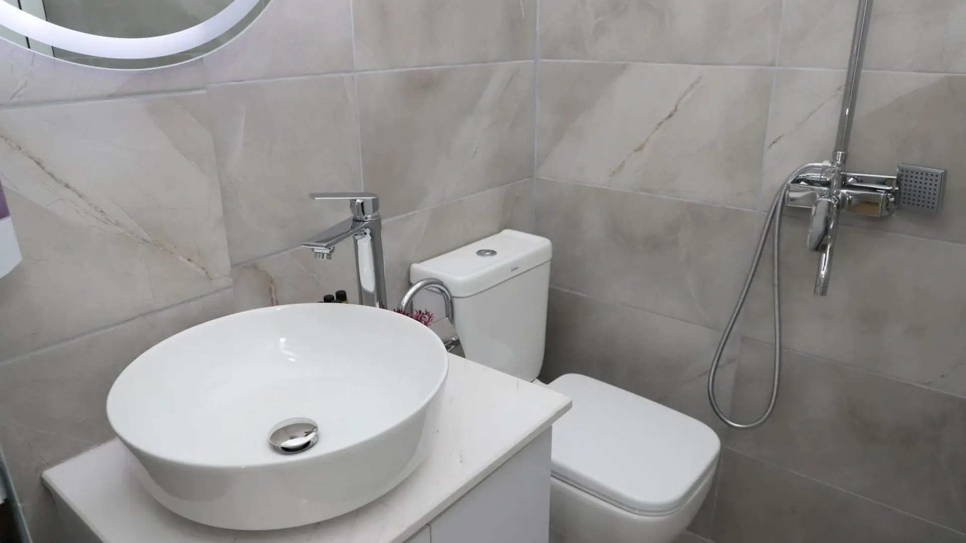 Guest house Villa Mucolli Berat Albania